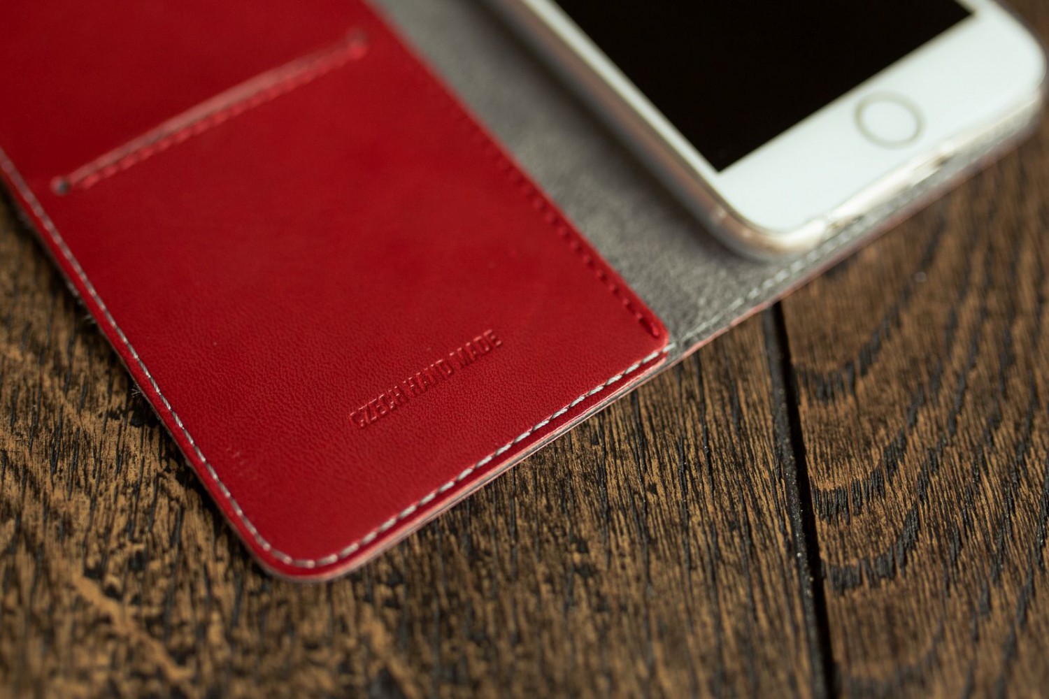 Flipové pouzdro FIXED FIT pro Apple iPhone 13 mini, červená