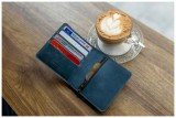 Kožená peněženka FIXED Classic Wallet z pravé hovězí kůže, modrá