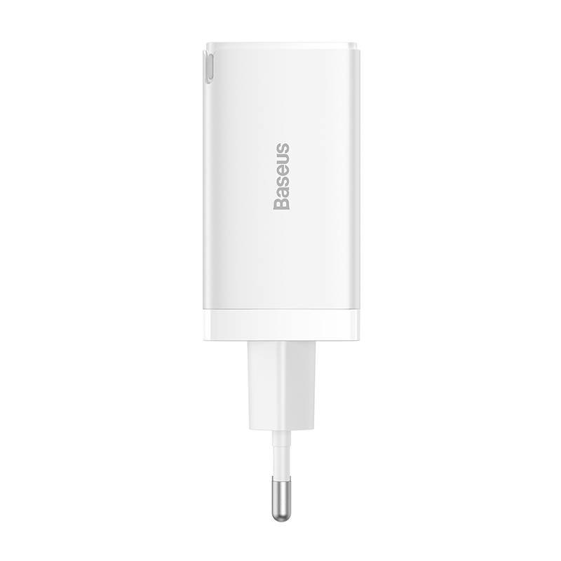 Baseus GaN5 Pro Quick USB-A + 2x USB-C 65W bílá