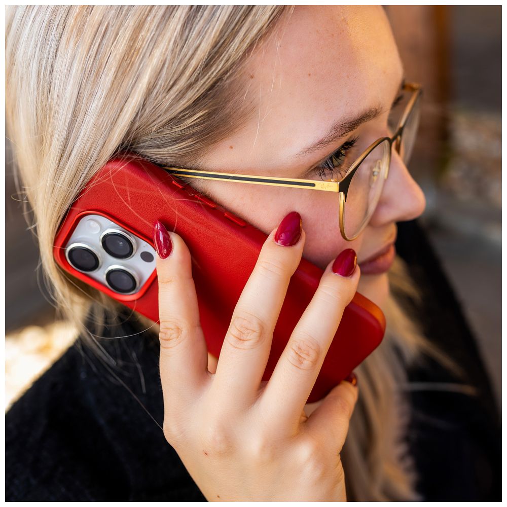 Kožený zadní kryt FIXED MagLeather s podporou MagSafe pro Samsung Galaxy S25 Ultra, červený