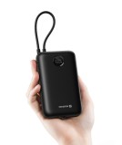 Swissten Power Bank Voltbox 35W 20.000 mAh s integrovanými kabely USB-C a Lightning – černá
