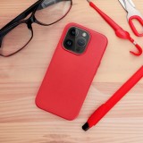 LEATHER MAG COVER case for IPHONE 16 red