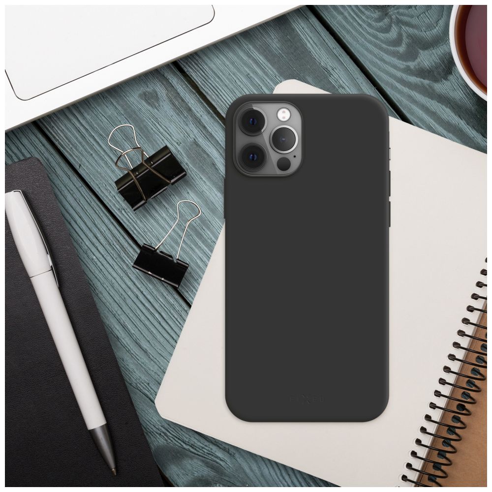 Zadní pogumovaný kryt FIXED Story pro Realme C75 4G, černý