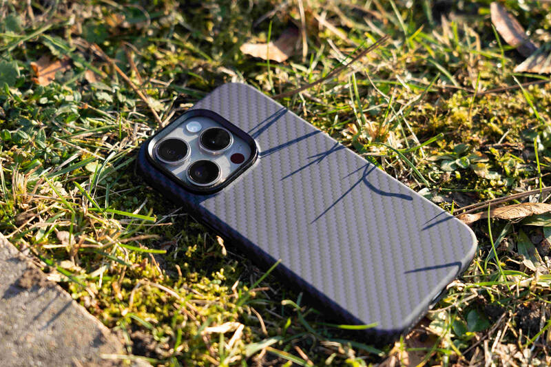 Pouzdro SWISSTEN MagStick SHELL pro Apple iPhone 13 Pro Max, fialová