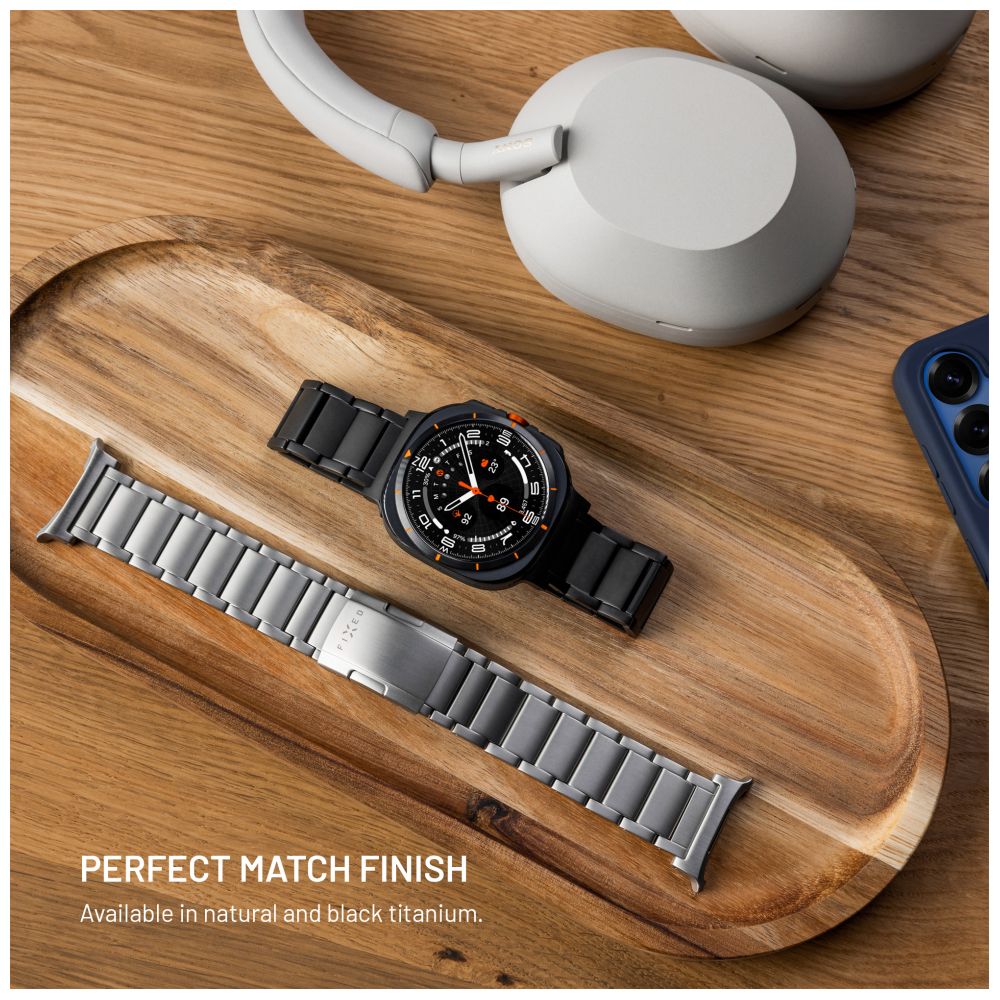 Titanový řemínek FIXED Titanium Strap pro Garmin QuickFit 26mm, černý