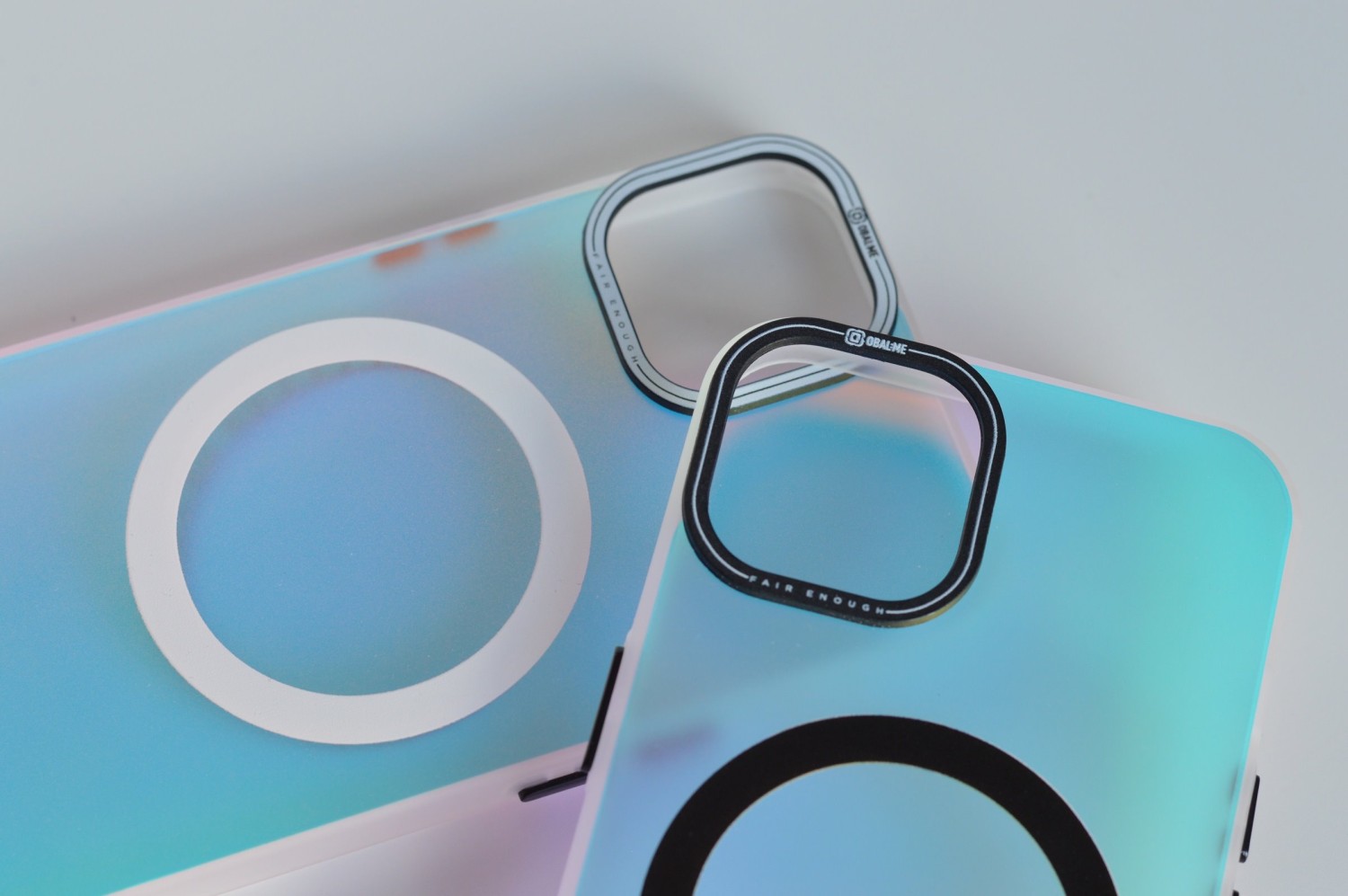 OBAL:ME HoloMag Kryt pro Apple iPhone 16e White