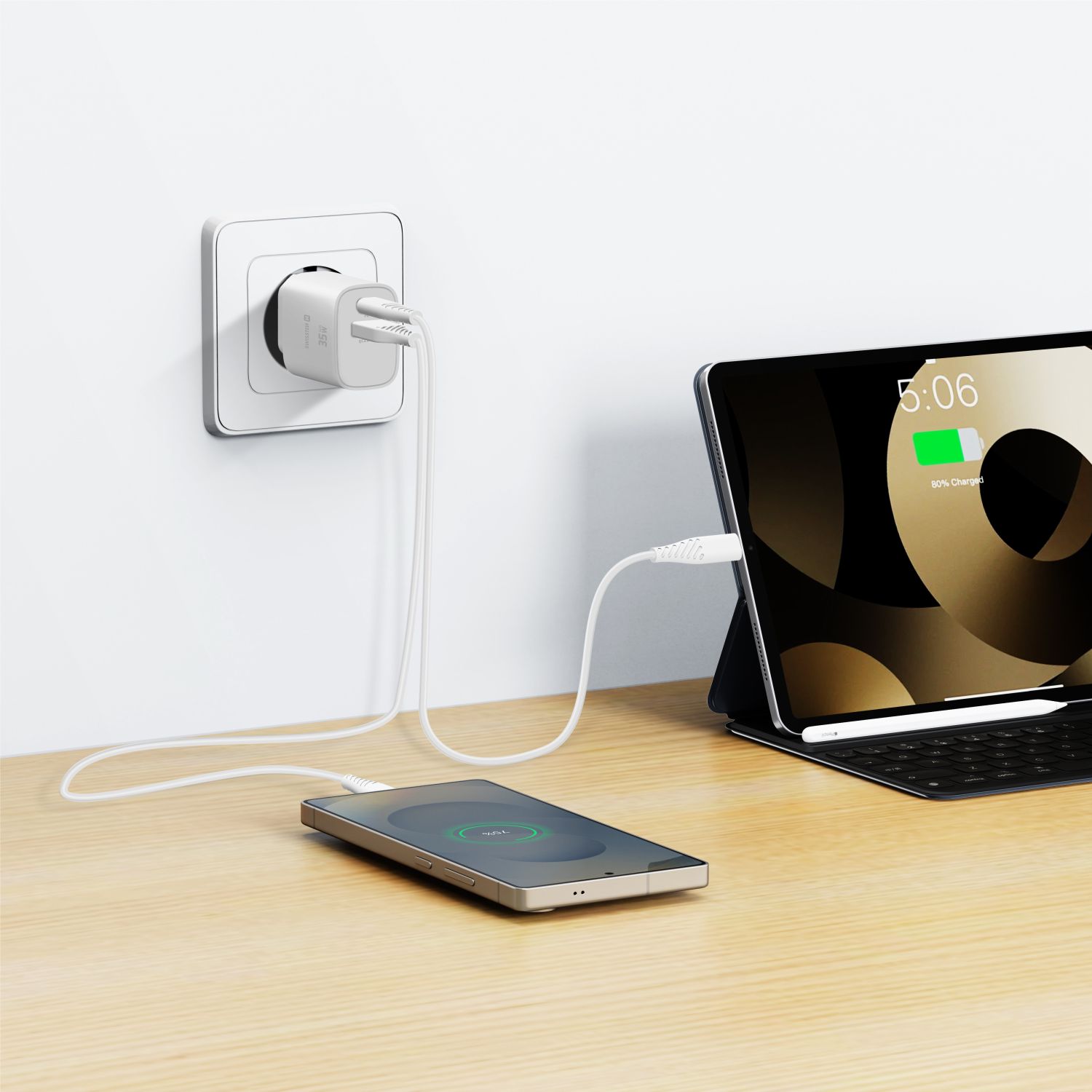 Swissten Síťový Adaptér Edge GaN 1x USB-C PD 35W + 1x USB-A 18W QC bílá