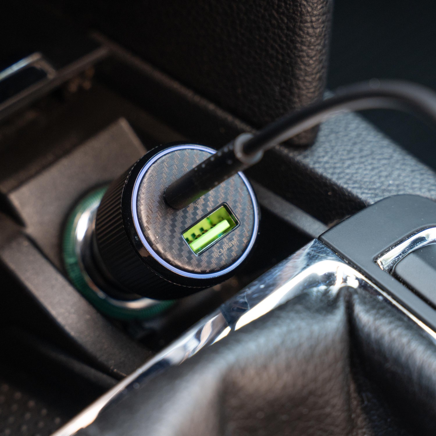 Swissten CL Adaptér USB-C PD + USB-A, 38W černá + kabel USB-C / USB-C 1m