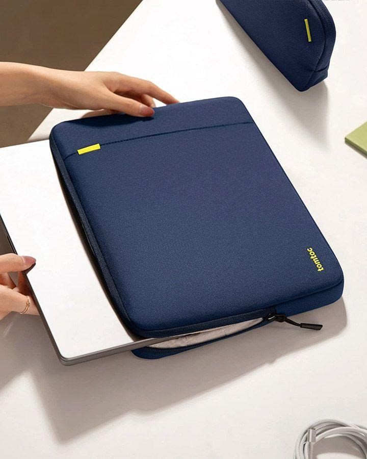 Pouzdro tomtoc Sleeve Kit - 14" MacBook Pro / Air, námořní modrá (obrázek 4)