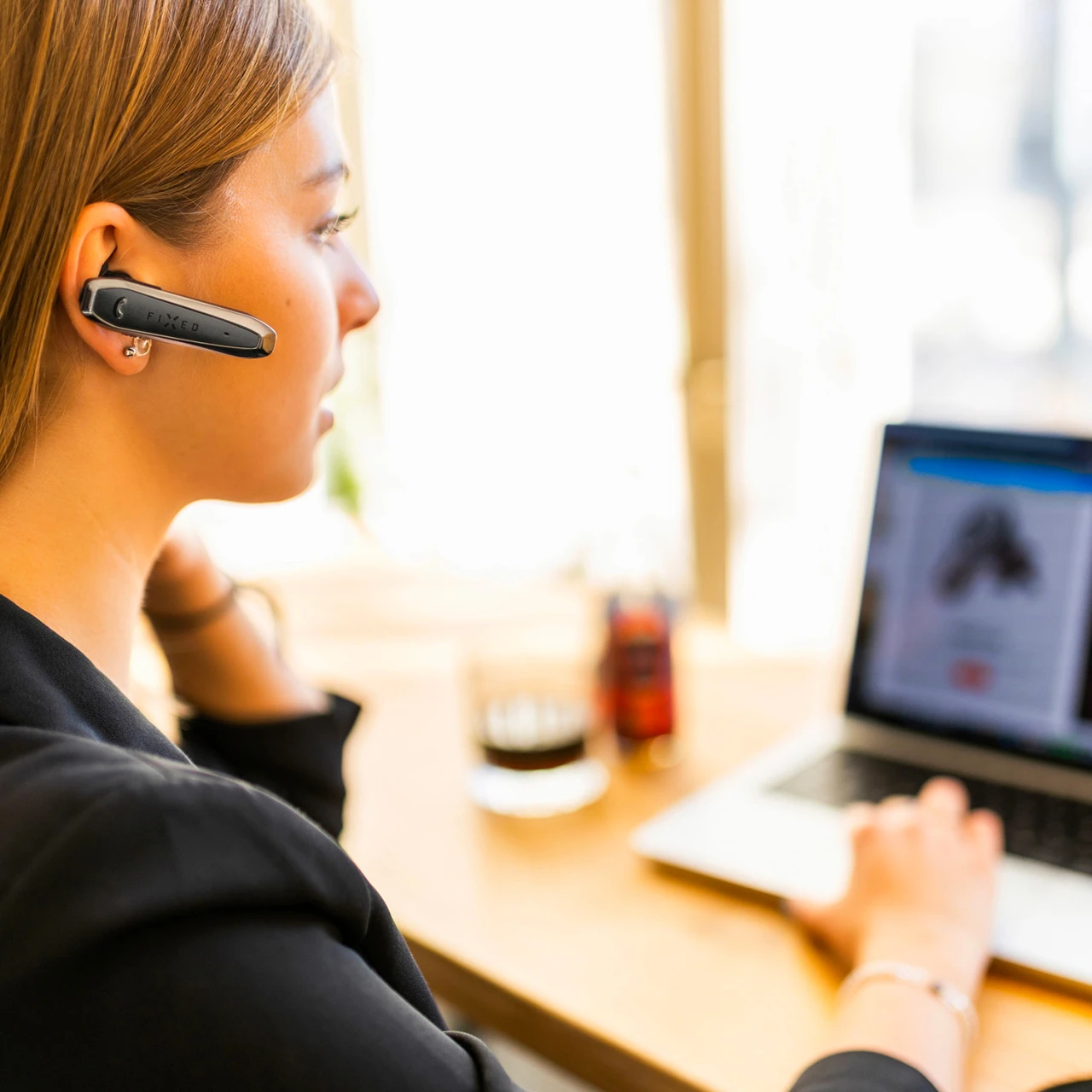 Bluetooth headset FIXED Talk, černý