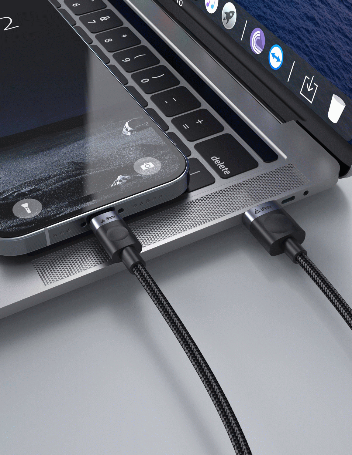 Kabel iPEAX TEXTILNÍ USB-A / LIGHTNING 1,5M, USB 2.0, černá