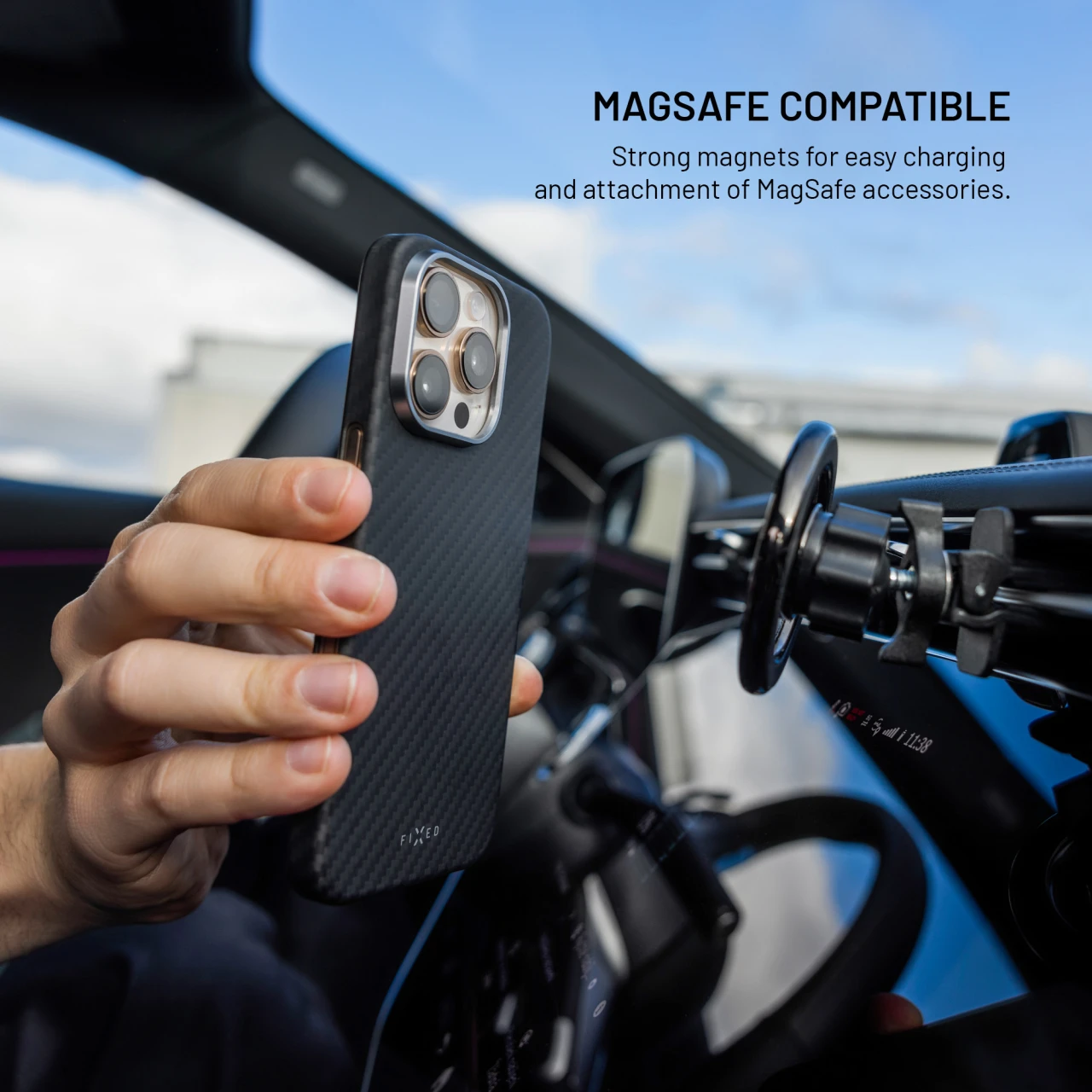 Aramidový zadní kryt FIXED MagVelar s podporou MagSafe pro Apple iPhone 18 Pro Max, černá