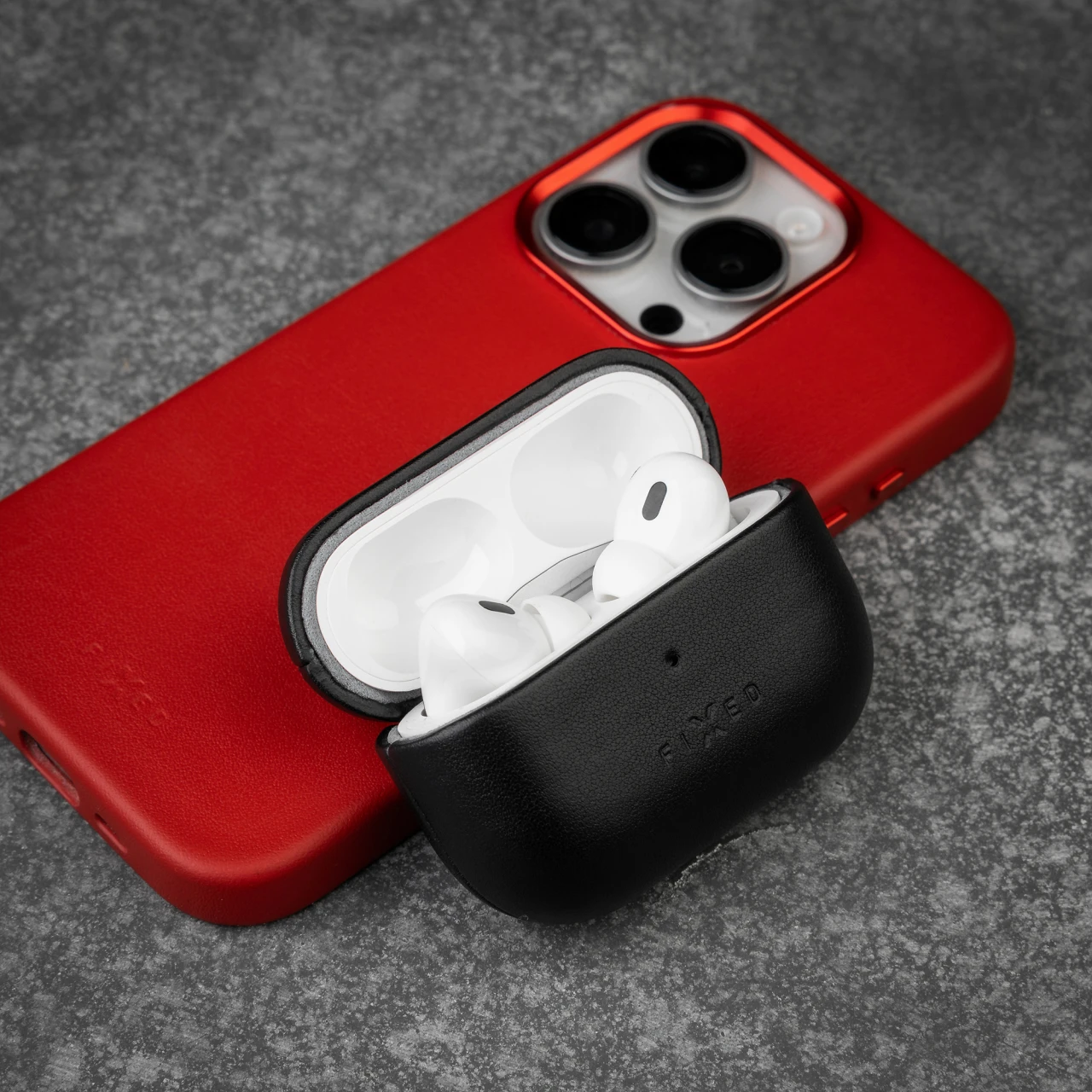 Kožené pouzdro FIXED PodsLeather pro Apple AirPods 3, černá