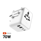 Cestovní adaptér FIXED Voyager 70W pro EU, UK a USA/AUS, s 3xUSB-C a 2xUSB výstupem, GaN, PD 70W, bílá