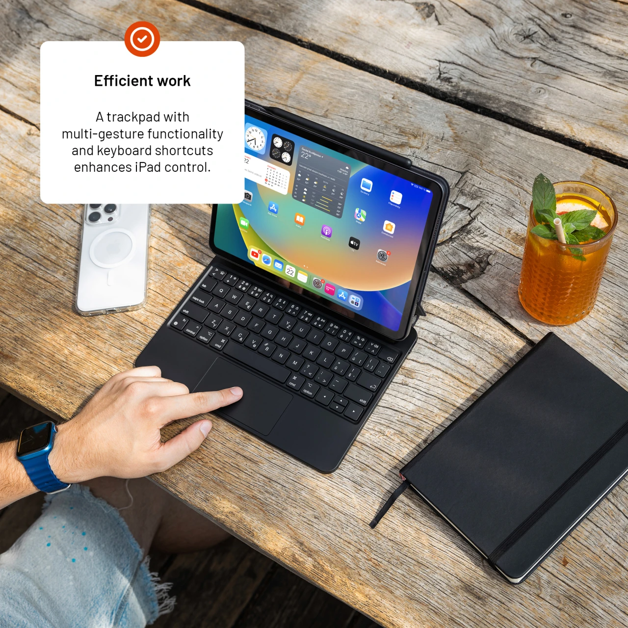 Pouzdro s bezdrátovou klávesnicí FIXED Typee pro Apple iPad Pro 11" M4 2024/M5 2025, EN, černá