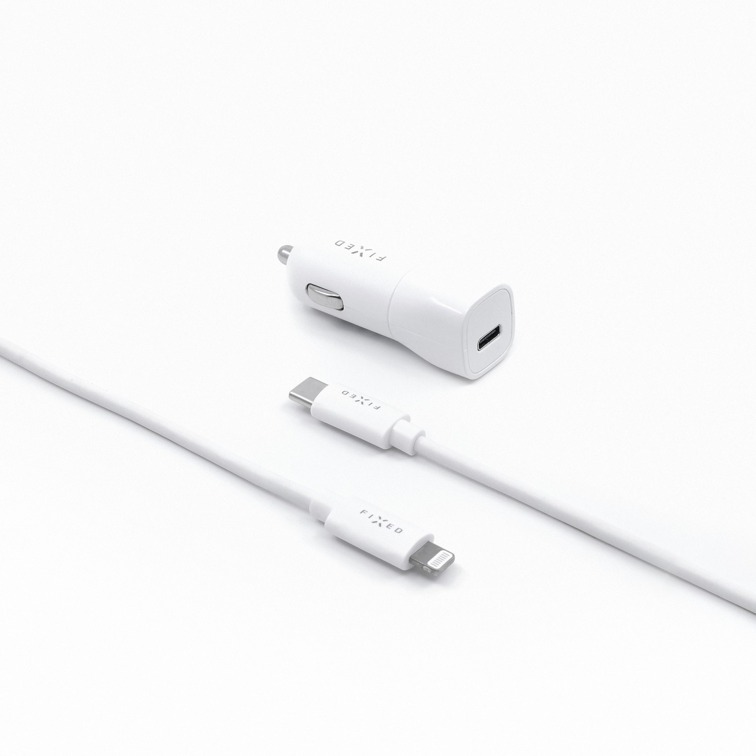 Set autonabíječky FIXED s USB-C a USB-C/Lightning kabelu, podpora PD, 1 m, 18W, bílý