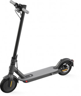 Xiaomi Mi Electric Scooter Essential černá
